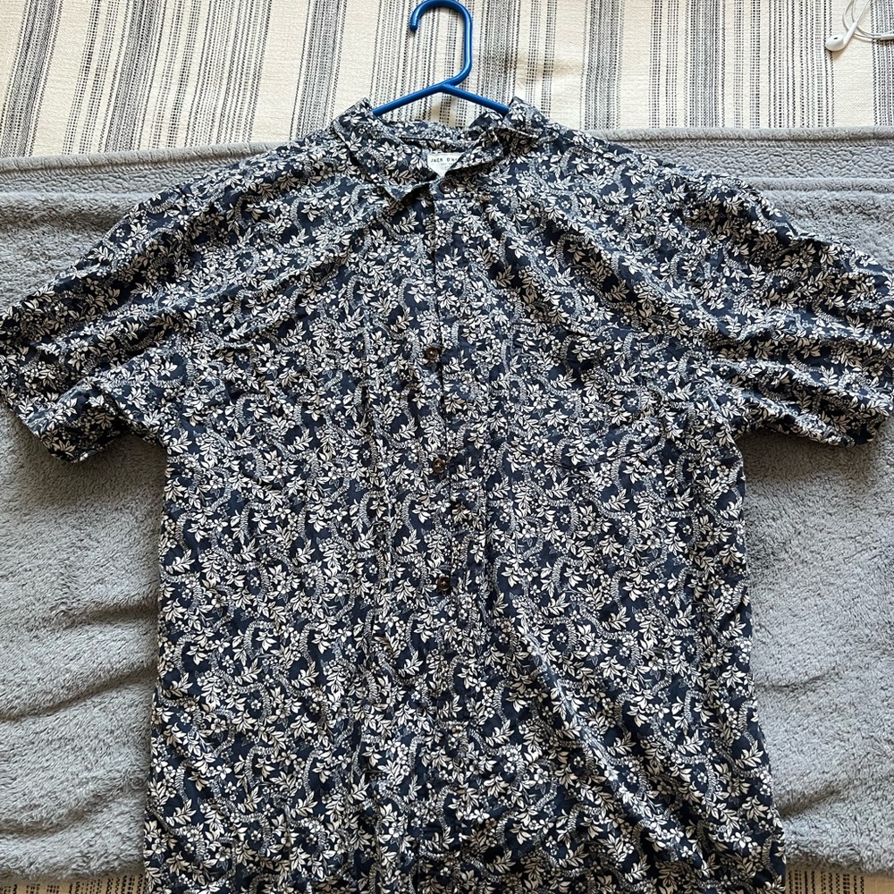 O'Neill Navy and White Short-Sleeve Floral Button-Down Shirt